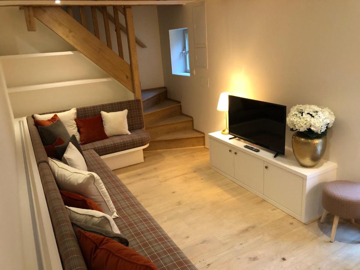 マニ・クール La Ferme De Planchevienne Bed & Breakfast エクステリア 写真